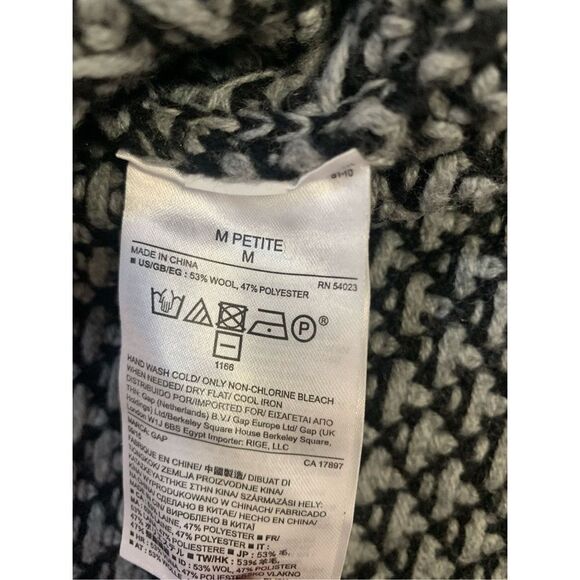 GAP black and gray long sleeve knit wool sweater, crew neck, pullover Petite Med - Picture 4 of 6